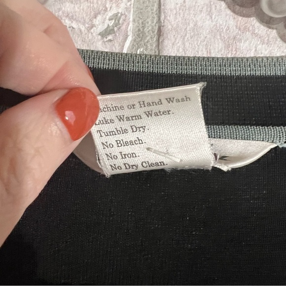 Exclusively Misook Petite Open Front Long Sleeve Black Cardigan  Size XS - Picture 4 of 6